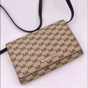 Michael Kors Jet Set LG MF Xbody Clutch